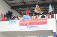 Sindicalistas dão abraço simbólico no MTE e repudiam a extinção do Ministério