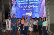 Sinproesemma participa de Encontro da Educação com Prefeitas e Prefeitos